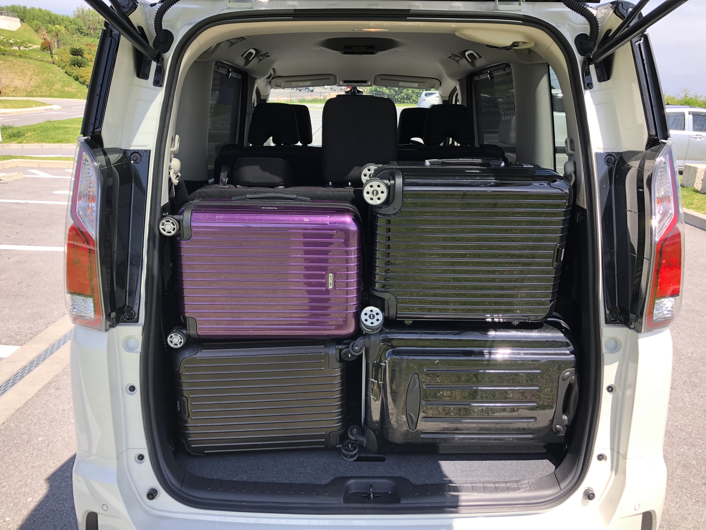 Nissan Serena S Hybrid Highway Star The Rent A Car Details